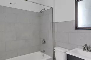 4523 Adelaide Ave, Saint Louis, MO 63115 - Photo 5