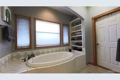 610 Oak Park Boulevard, West Plains, MO 65775 - Photo 39