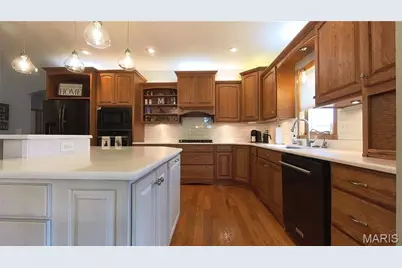 610 Oak Park Boulevard, West Plains, MO 65775 - Photo 31