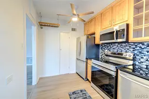 8111 Roxburgh Dr, Saint Louis, MO 63105 - Photo 11