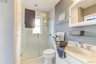 8111 Roxburgh Dr, Saint Louis, MO 63105 - Photo 23