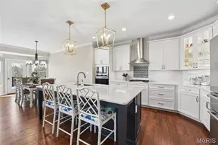 734 Crested Pt Dr, Eureka, MO 63025 - Photo 5