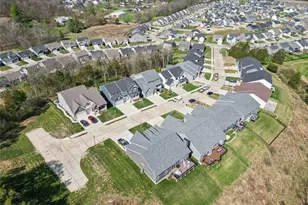 734 Crested Pt Dr, Eureka, MO 63025 - Photo 37