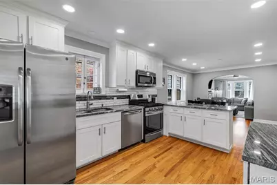 5563 Devonshire Avenue, Saint Louis, MO 63109 - Photo 15