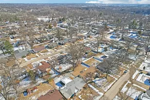 2531 Wesglen Estates Dr, Maryland Heights, MO 63043 - Photo 35