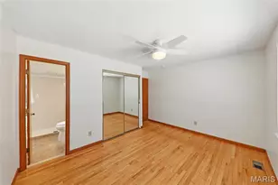 2531 Wesglen Estates Dr, Maryland Heights, MO 63043 - Photo 13