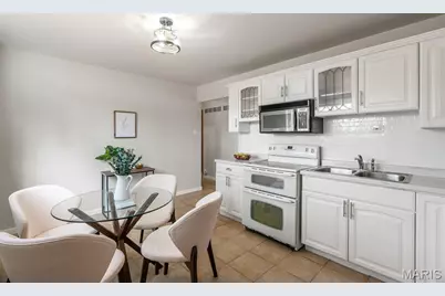 10615 Alliance Drive, Dellwood, MO 63136 - Photo 9