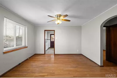 704 Dallas Drive, Bella Villa, MO 63125 - Photo 9