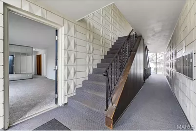 10445 Briarbend Drive #5, Saint Louis, MO 63146 - Photo 5