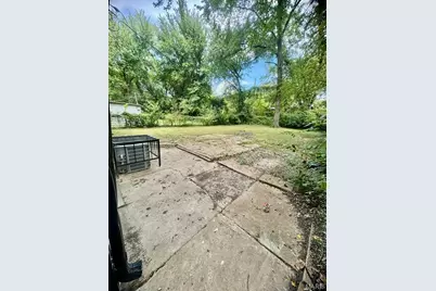 10132 Duke Drive, Saint Louis, MO 63136 - Photo 17