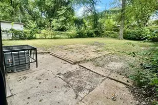 10132 Duke Dr, Saint Louis, MO 63136 - Photo 17