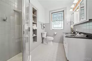 6335 Pershing Ave, University City, MO 63130 - Photo 25