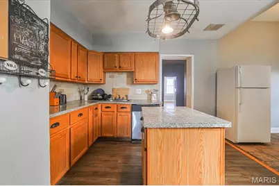 122 W Courtois Street, Saint Louis, MO 63111 - Photo 15