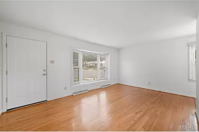 1090 Saint Joseph Street, Florissant, MO 63031 - Photo 3
