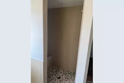 9504 Old Bonhomme Road, Olivette, MO 63132 - Photo 9