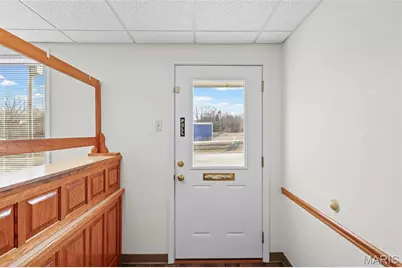 245 S Commercial Avenue, Saint Clair, MO 63077 - Photo 9