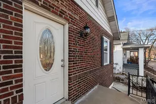 2039 Yale Ave, Maplewood, MO 63143 - Photo 3