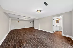 264 Braeshire Dr, Ballwin, MO 63021 - Photo 29