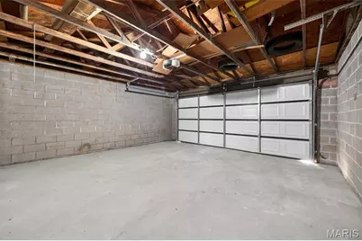 264 Braeshire Drive, Ballwin, MO 63021 - Photo 33