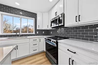 264 Braeshire Drive, Ballwin, MO 63021 - Photo 13