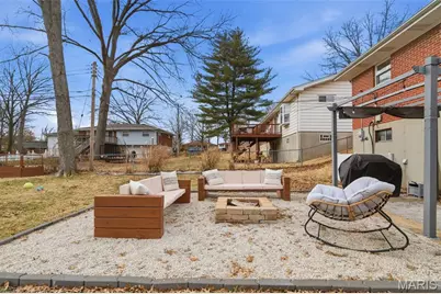 1030 Camelot Gardens Dr Drive, Saint Louis, MO 63125 - Photo 23