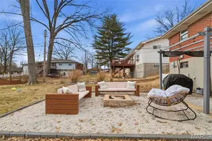 1030 Camelot Gardens Dr Dr, Saint Louis, MO 63125 - Photo 23