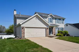 55 Green Pines Cir, Saint Peters, MO 63376 - Photo 3