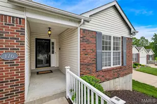 176 Carytown Ln, Florissant, MO 63034 - Photo 3