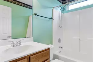 176 Carytown Ln, Florissant, MO 63034 - Photo 41