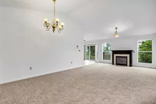 176 Carytown Ln, Florissant, MO 63034 - Photo 7