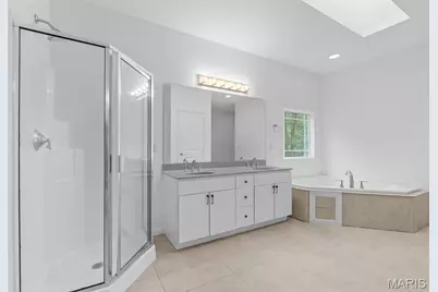 19037 Foxrun Hollow Lane, Wildwood, MO 63069 - Photo 21