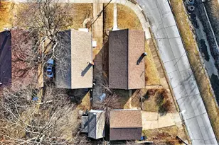 6851 Raymond Ave, University City, MO 63130 - Photo 35