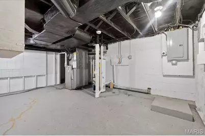 6851 Raymond Avenue, University City, MO 63130 - Photo 27