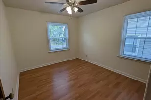 10716 St Francis Ln, Saint Ann, MO 63074 - Photo 5