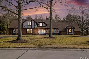334 Ladue Oaks Dr, Saint Louis, MO 63141 - Photo 1