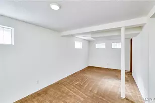 4 Sharon Ct, Florissant, MO 63031 - Photo 25