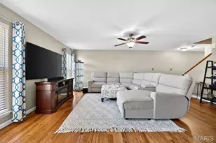 542 Country Cir Dr, Lake Saint Louis, MO 63367 - Photo 7