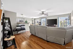 542 Country Cir Dr, Lake Saint Louis, MO 63367 - Photo 5