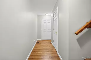 542 Country Cir Dr, Lake Saint Louis, MO 63367 - Photo 3