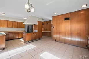 28 Black Oak Dr, Sunset Hills, MO 63127 - Photo 11