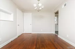 968 Buckeye Dr, Saint Louis, MO 63135 - Photo 13