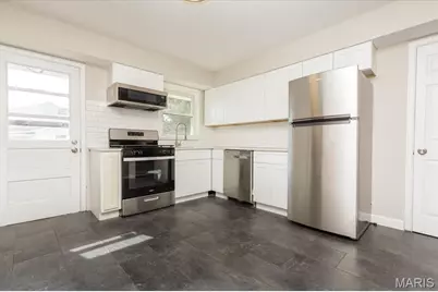 968 Buckeye Drive, Saint Louis, MO 63135 - Photo 3