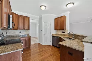 615 Courageous Ln, Wentzville, MO 63385 - Photo 13