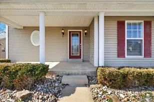 615 Courageous Ln, Wentzville, MO 63385 - Photo 3