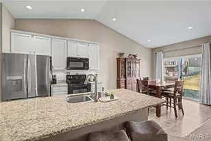 534 Wilmer Hollow Ln, Wentzville, MO 63385 - Photo 11