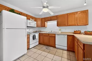 916 Aspen Ave, Warrenton, MO 63383 - Photo 11