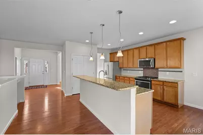 1560 Willowbrooke Manors Court, Saint Louis, MO 63146 - Photo 19