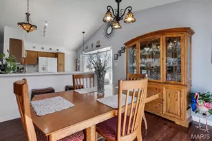 231 England Dr, O'Fallon, MO 63366 - Photo 9