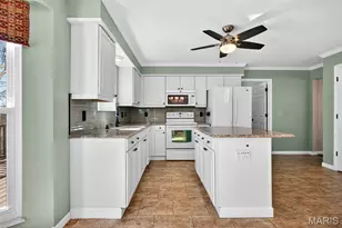 115 Redding Ct, Saint Peters, MO 63376 - Photo 11