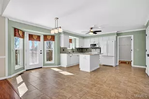 115 Redding Ct, Saint Peters, MO 63376 - Photo 9